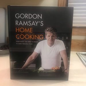 LIKE NEW Gordon Ramsay’s Home Cooking Hardcover 🥘